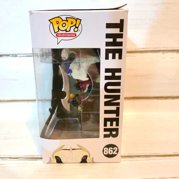 NIB The Hunter #862 from The Dark Crystal TV Series - Picture 5 of 7